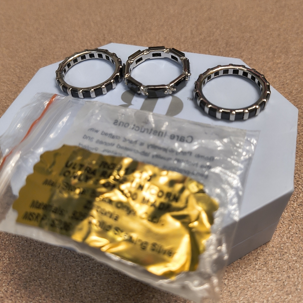 BP OG Ring 🦄🦄 - Picture 3 of 4